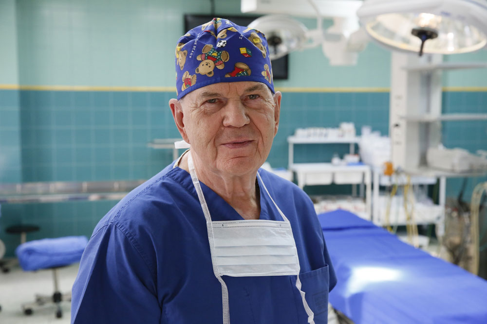 Краснодарский хирург Владимир Порханов получил золотую медаль имени Пирогова