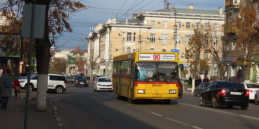 В Саратове замминистра транспорта и дорожного хозяйства прождал автобус 47 минут